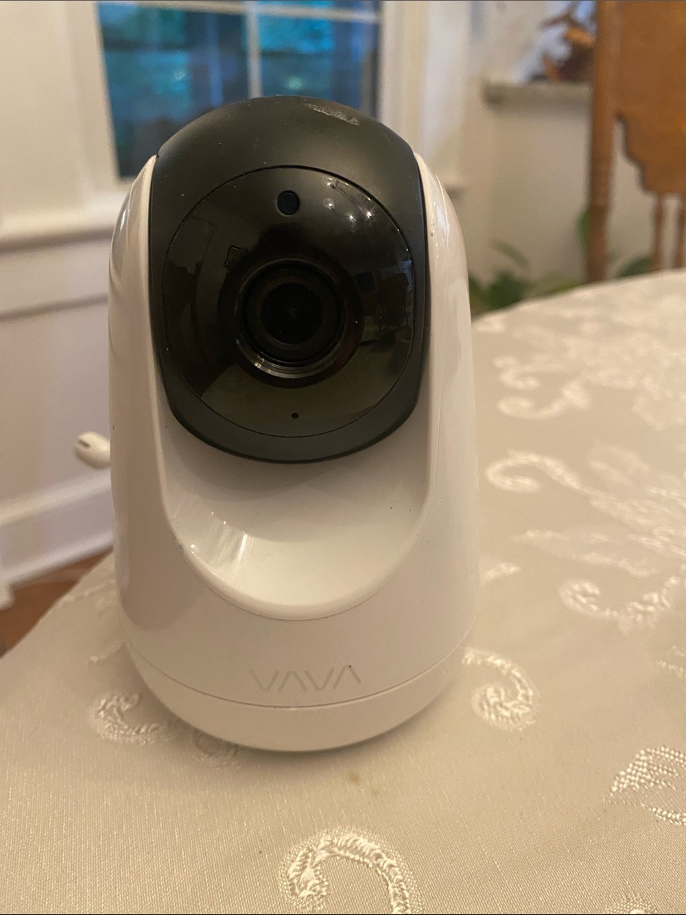 VAVA White Indoor Pan & Tilt Security Camera - Smart Home Video